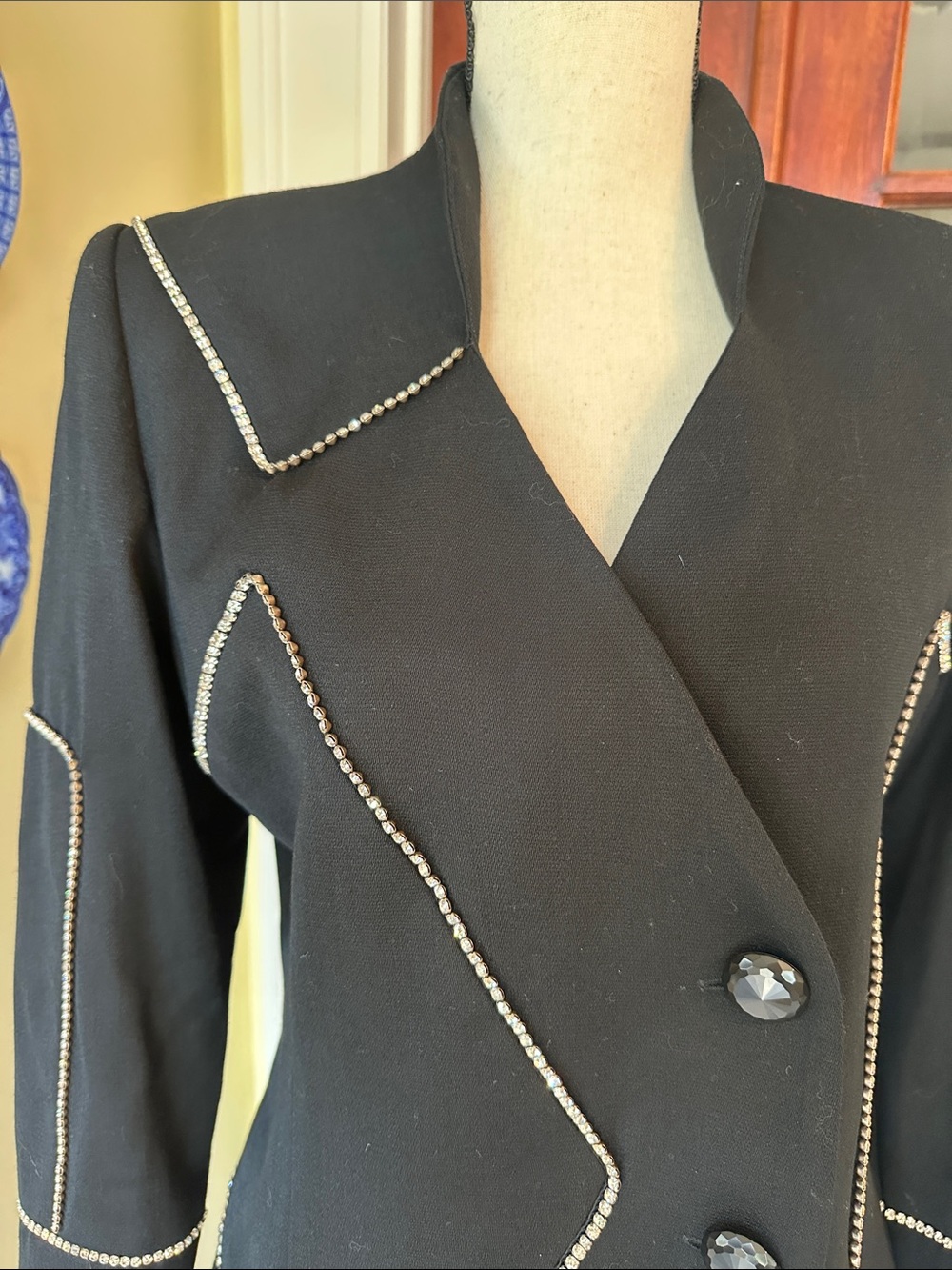Alberto Makali | Chic Vintage Black Wool Rhinestone Trim Evening Jacket, Size 12 - Picture 2 of 9